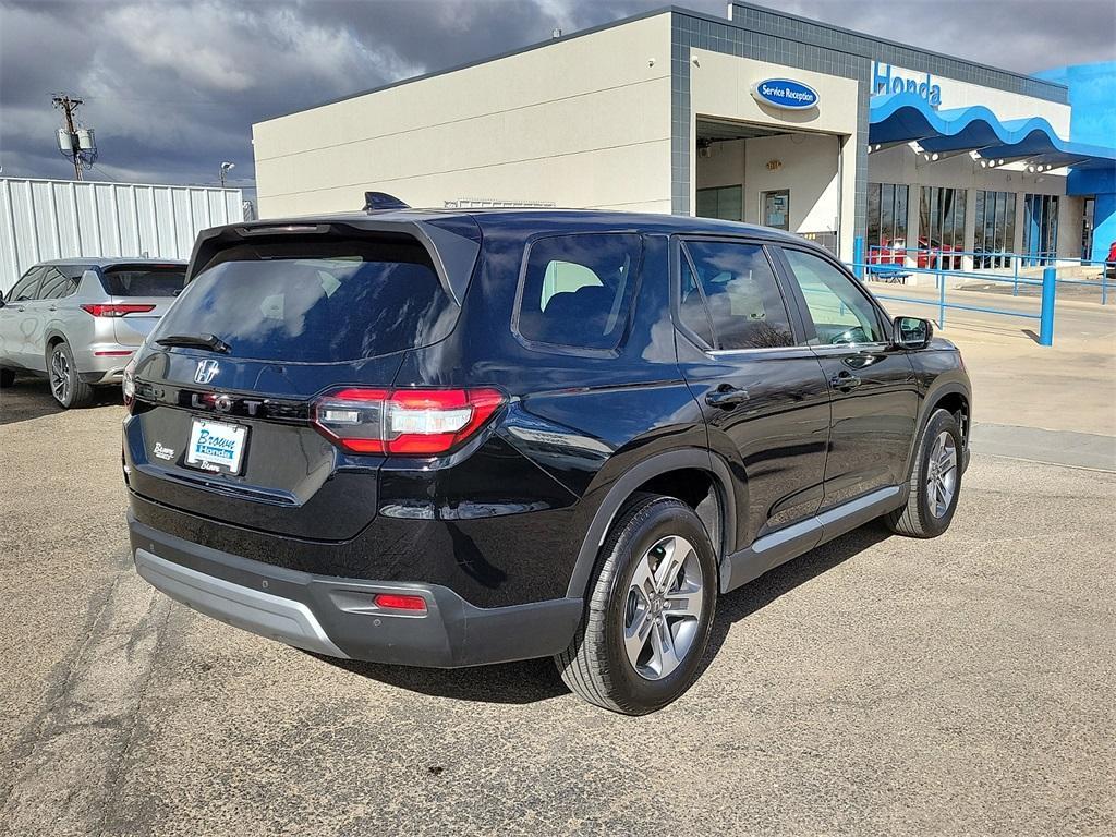 used 2025 Honda Pilot car, priced at $40,979