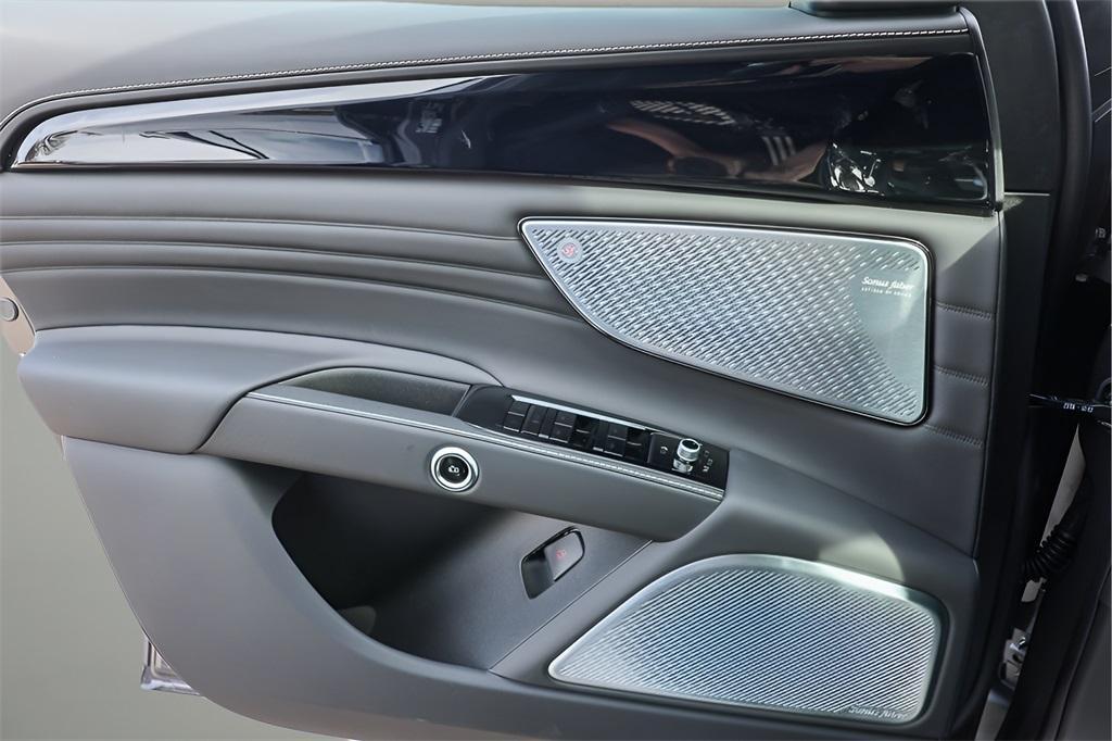 new 2026 Maserati Grecale car, priced at $84,354