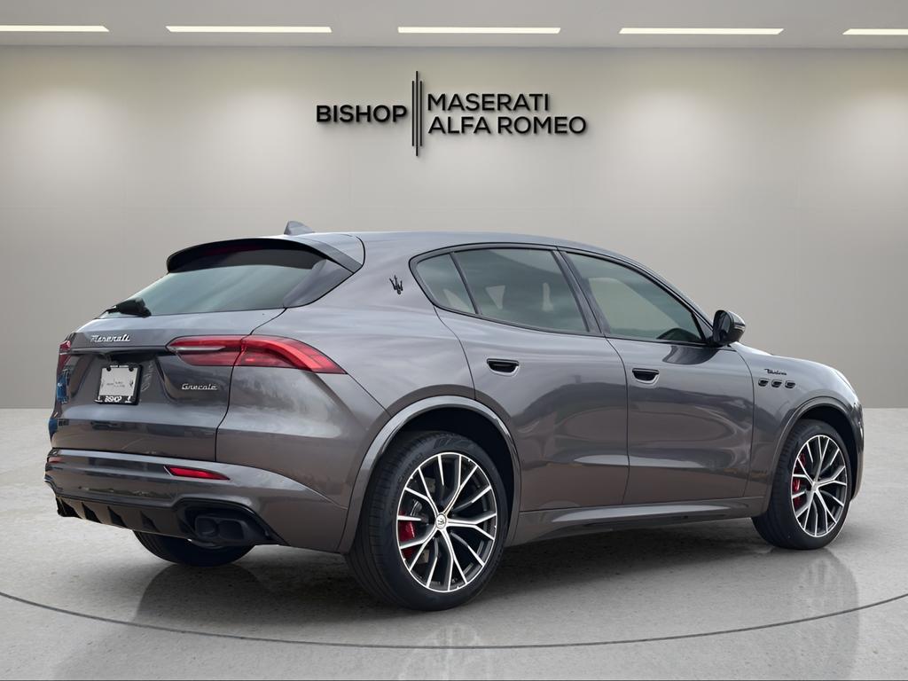 new 2026 Maserati Grecale car, priced at $84,354