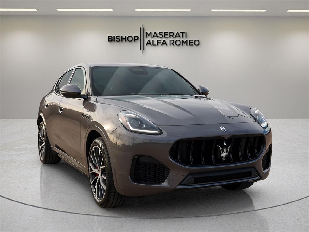 new 2026 Maserati Grecale car, priced at $85,354