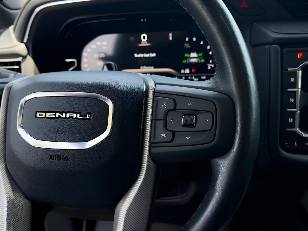 used 2023 GMC Yukon XL car, priced at $61,658