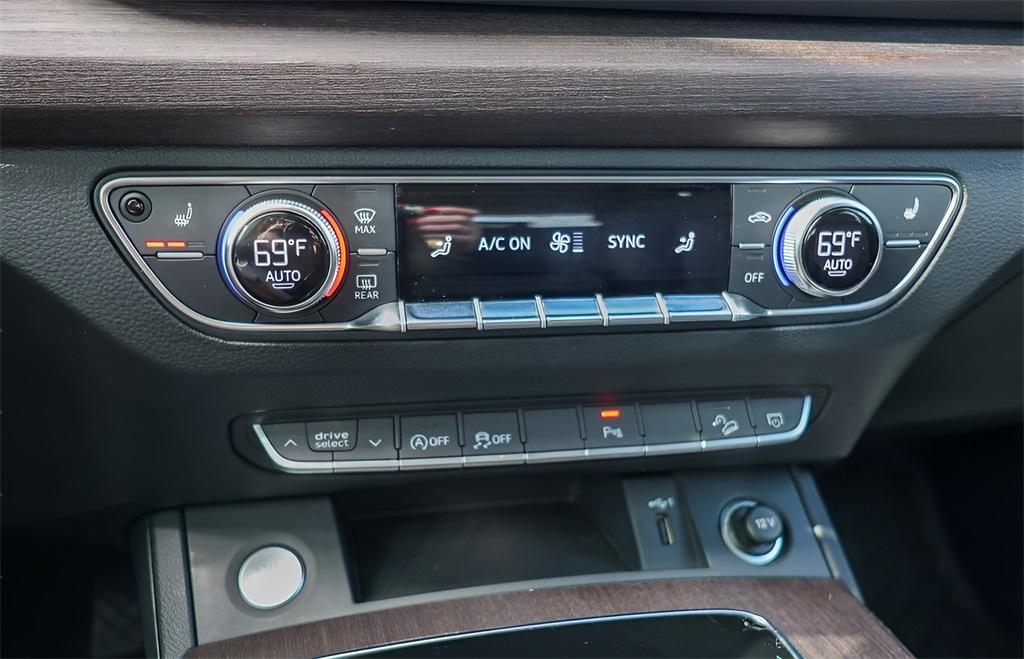 used 2024 Audi Q5 car, priced at $28,994