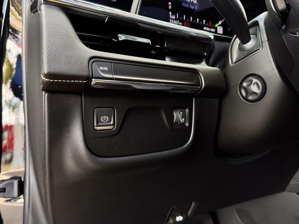 used 2024 Cadillac Escalade car, priced at $75,987