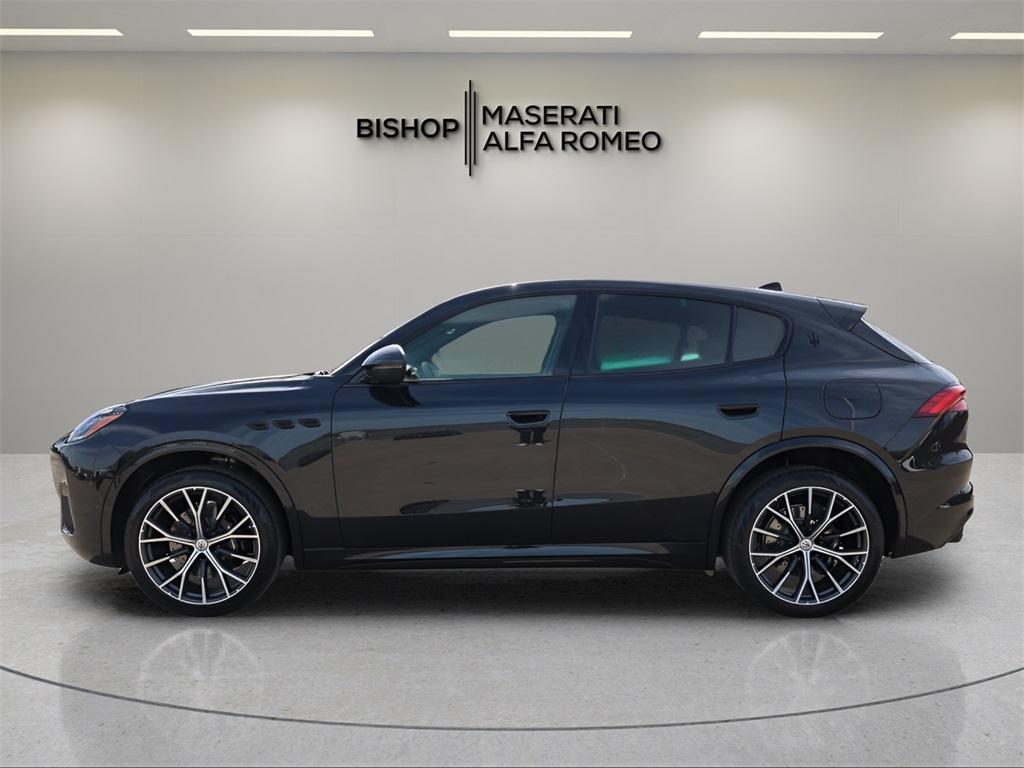 new 2026 Maserati Grecale car, priced at $80,918