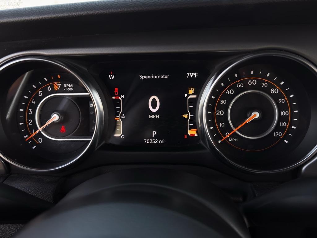 used 2022 Jeep Gladiator car, priced at $25,164