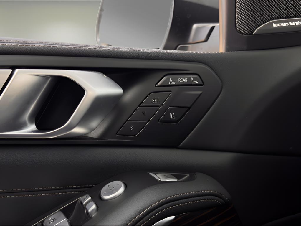 used 2025 BMW X7 car, priced at $70,549