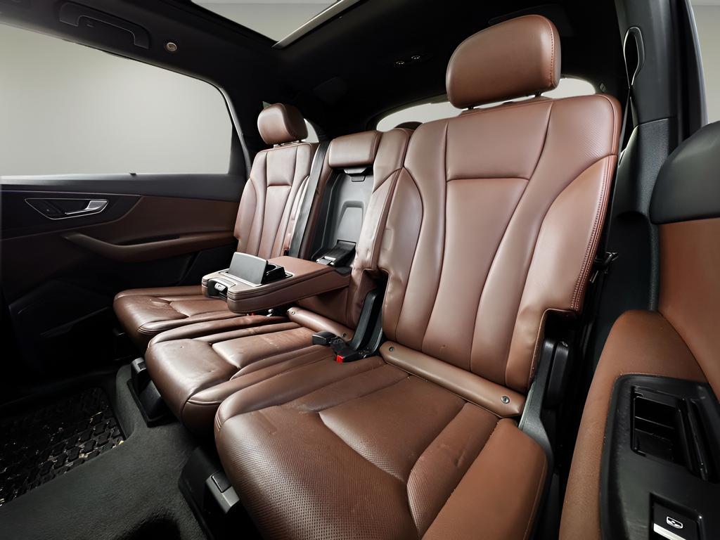 used 2018 Audi Q7 car, priced at $14,320