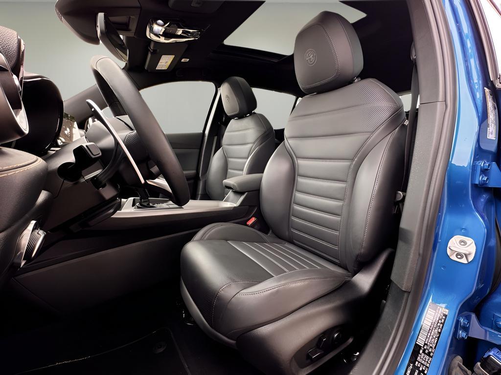 used 2025 Alfa Romeo Tonale car, priced at $27,284