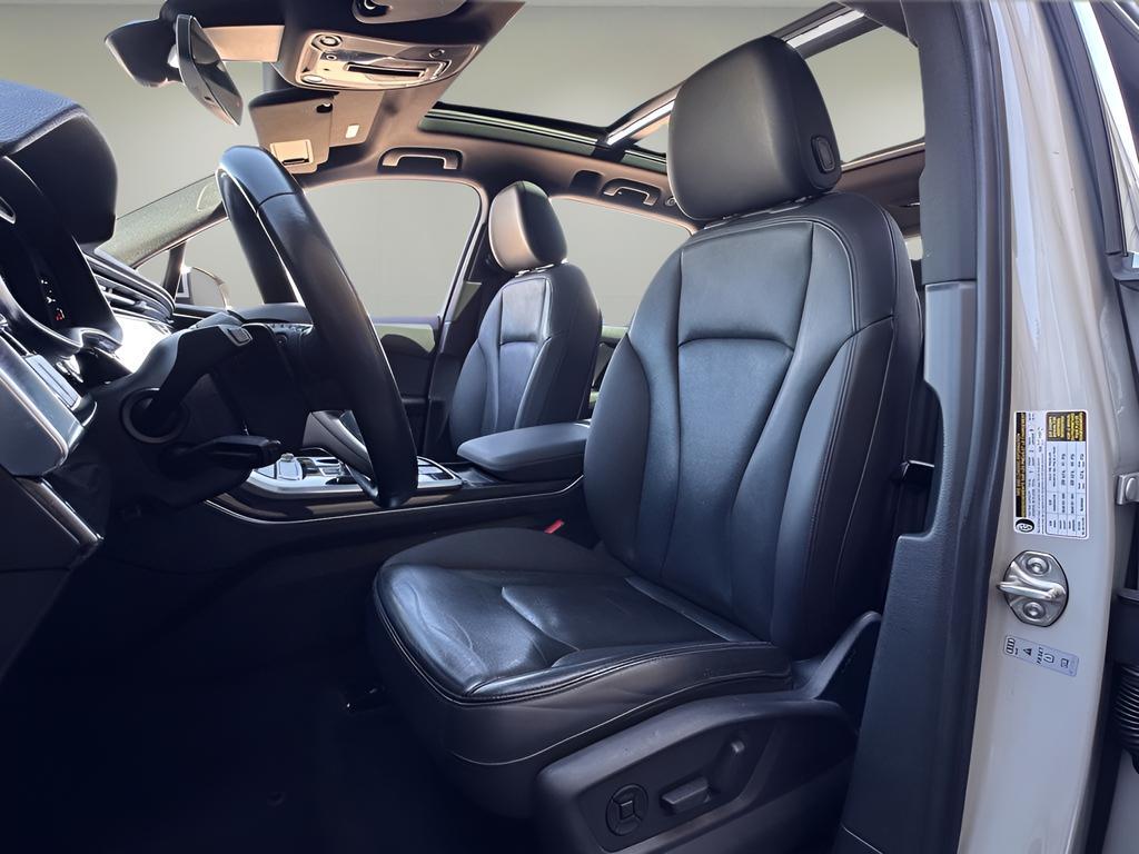 used 2021 Audi Q7 car, priced at $27,276