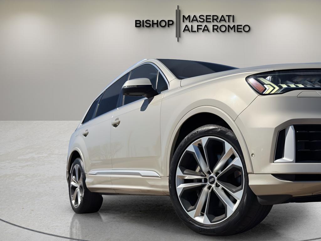 used 2021 Audi Q7 car, priced at $27,276