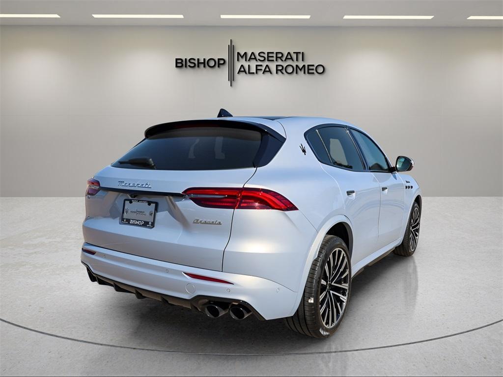 new 2025 Maserati Grecale car, priced at $76,912