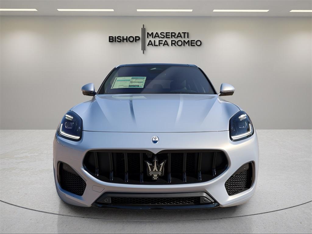 new 2025 Maserati Grecale car, priced at $76,912