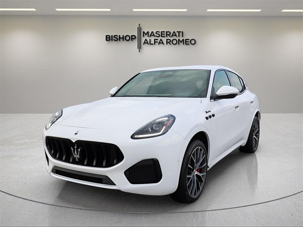 new 2026 Maserati Grecale car, priced at $84,319