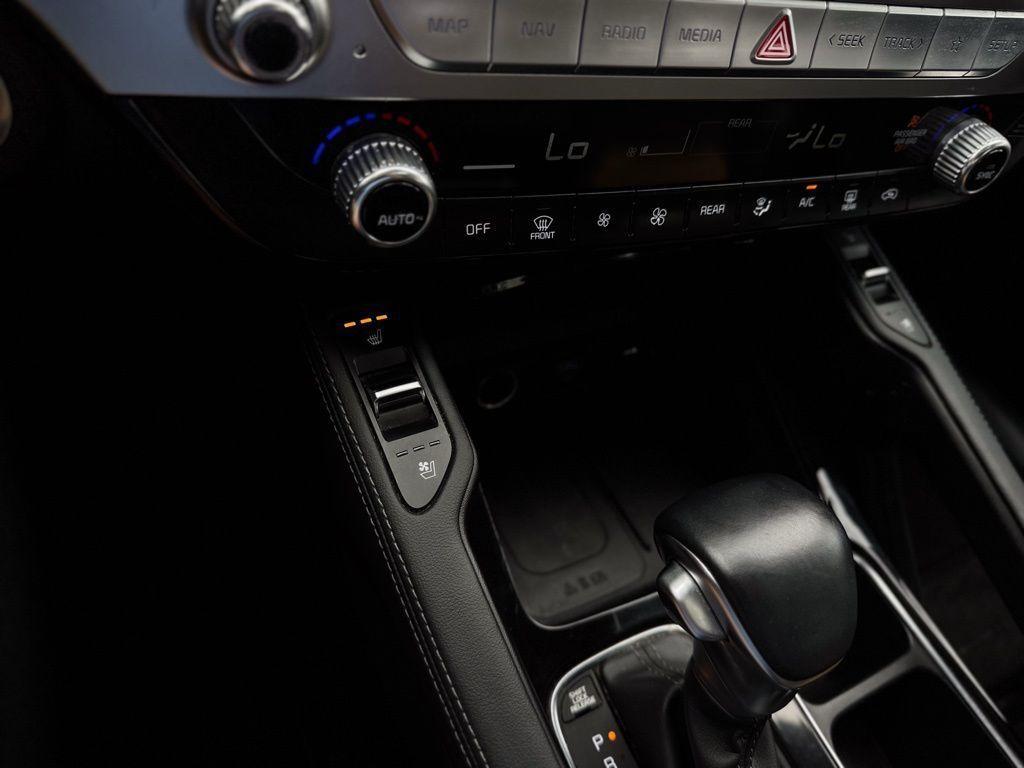 used 2024 Kia Telluride car, priced at $32,161