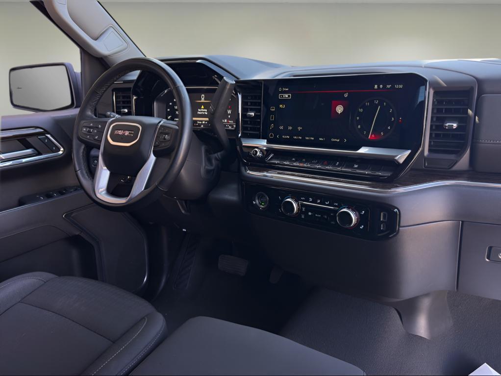 used 2024 GMC Sierra 1500 car, priced at $35,699
