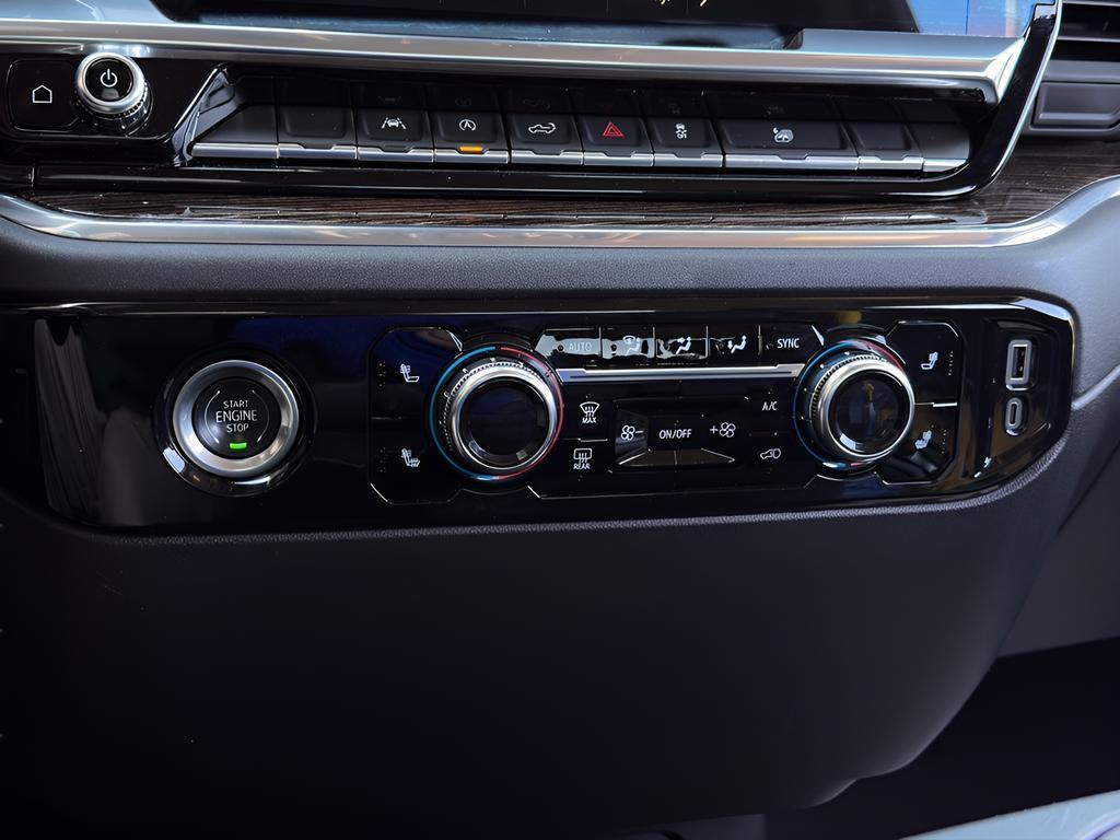 used 2024 GMC Sierra 1500 car, priced at $35,699