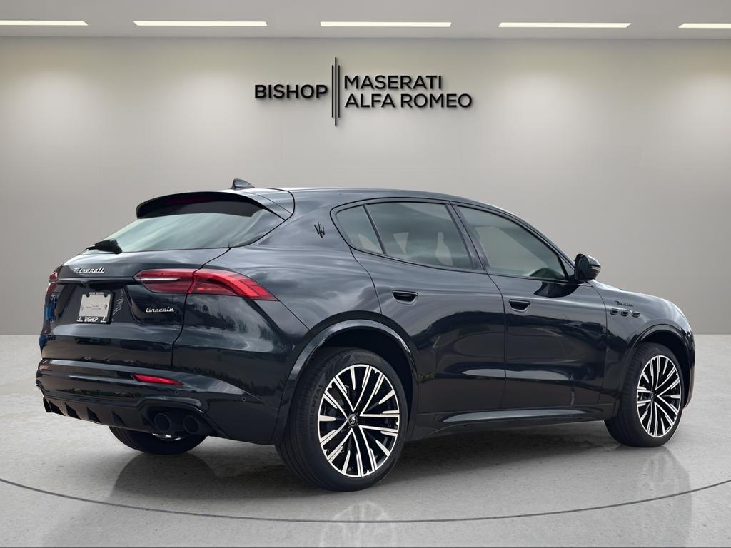 new 2025 Maserati Grecale car, priced at $77,804