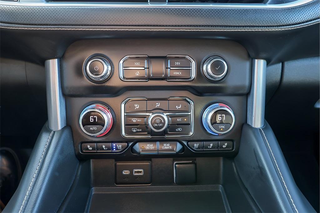 used 2022 GMC Yukon car, priced at $48,806