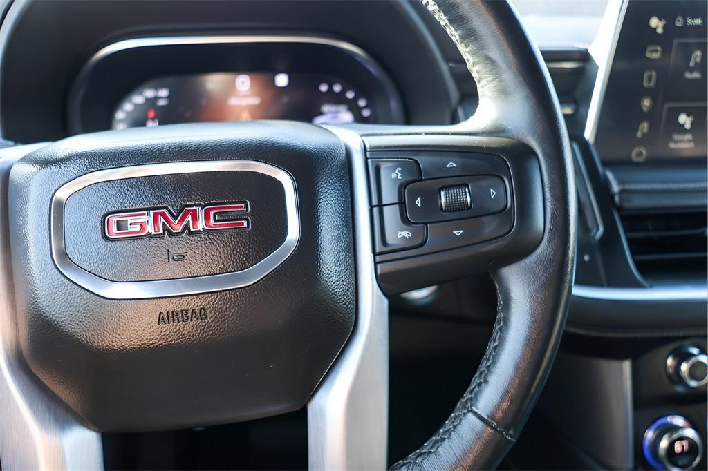 used 2022 GMC Yukon car, priced at $48,806