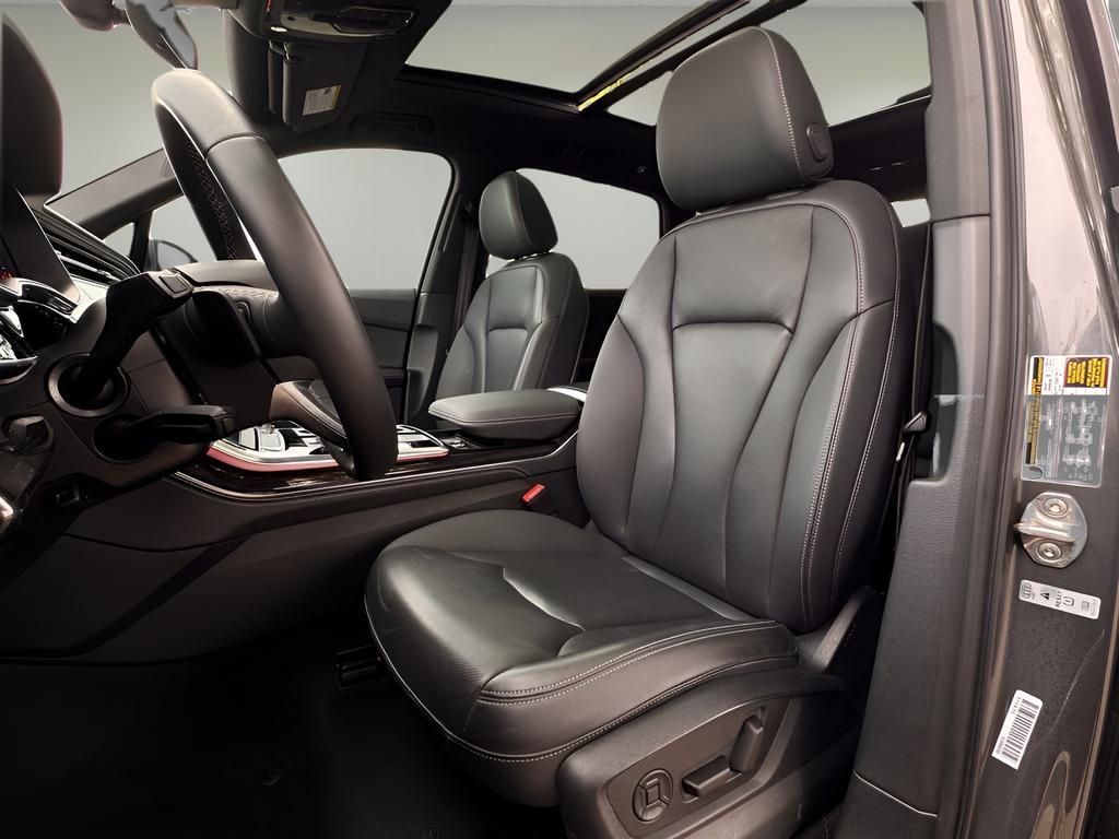 used 2025 Audi Q7 car, priced at $47,428