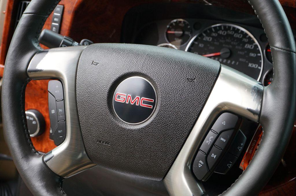 used 2011 GMC Savana 1500 car, priced at $18,995