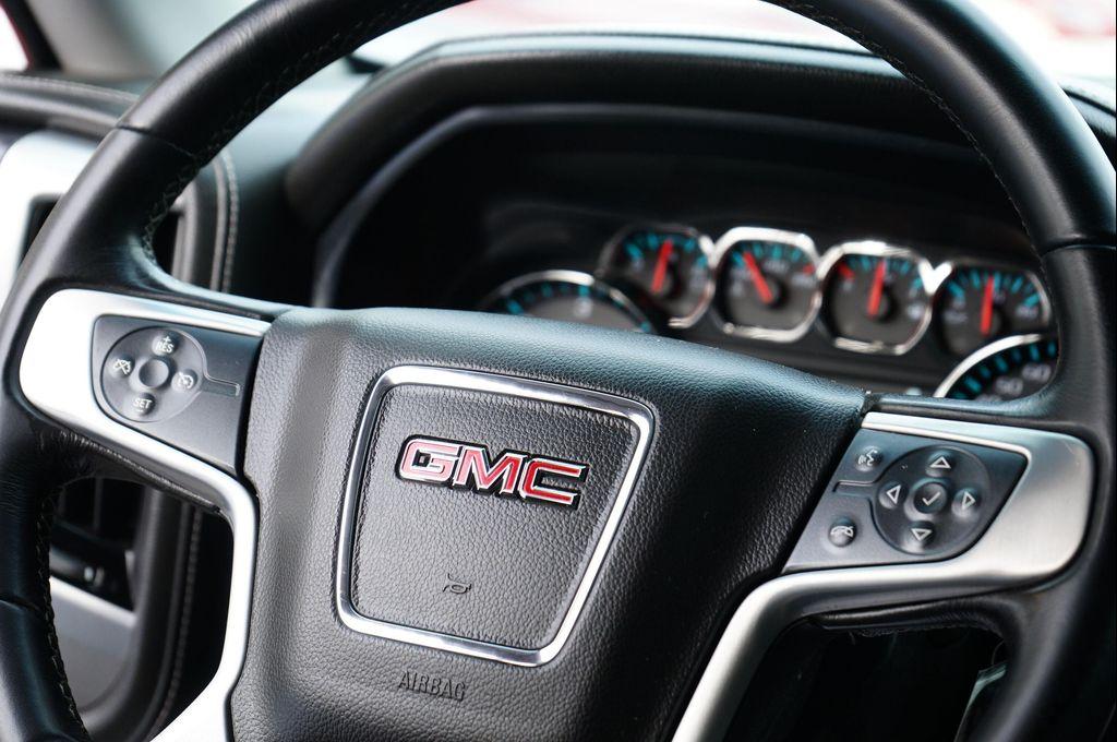 used 2018 GMC Sierra 1500 car, priced at $29,995