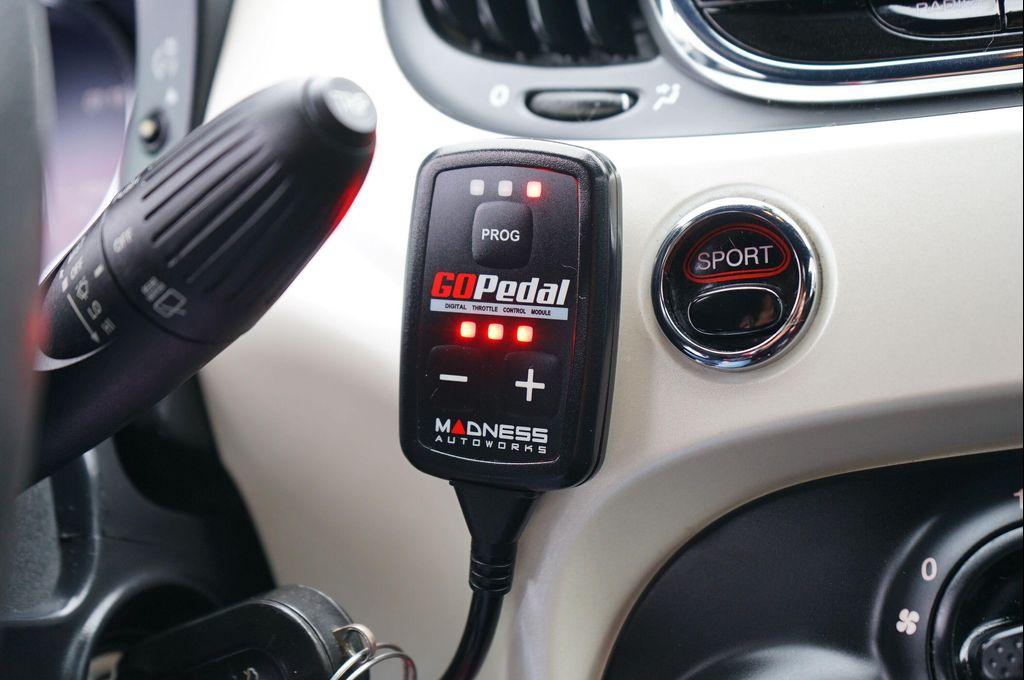 used 2017 FIAT 500 car, priced at $15,995