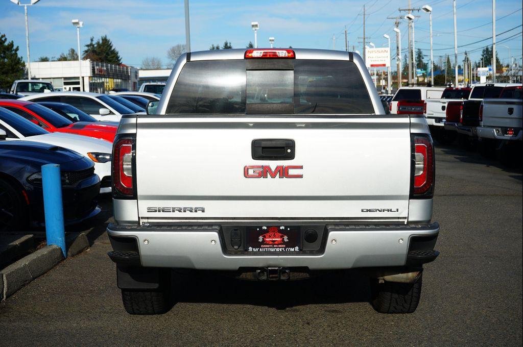 used 2018 GMC Sierra 1500 car, priced at $28,788