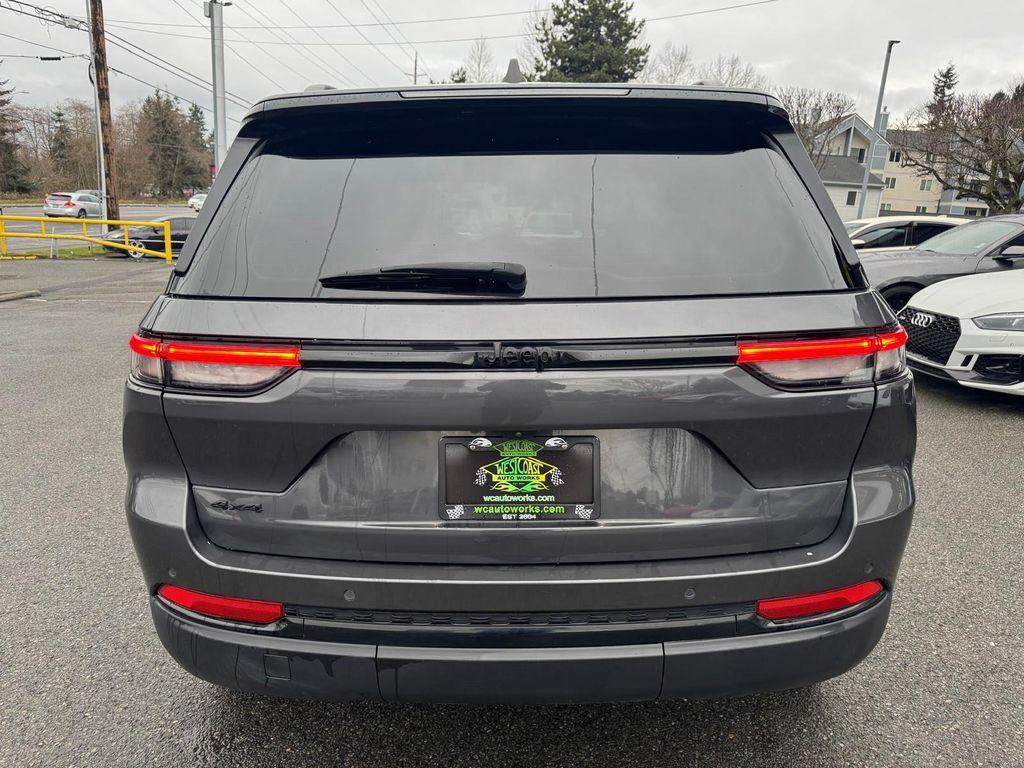 used 2024 Jeep Grand Cherokee car, priced at $34,995