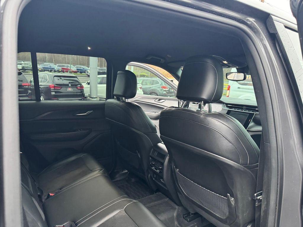 used 2024 Jeep Grand Cherokee car, priced at $34,995