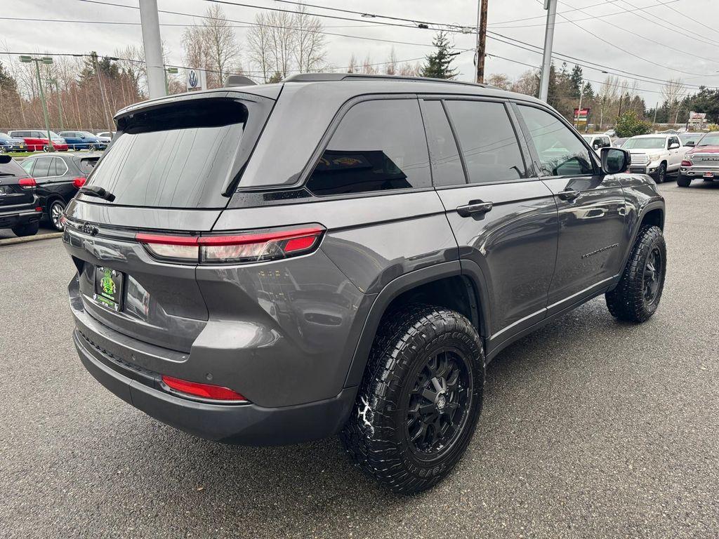 used 2024 Jeep Grand Cherokee car, priced at $34,995