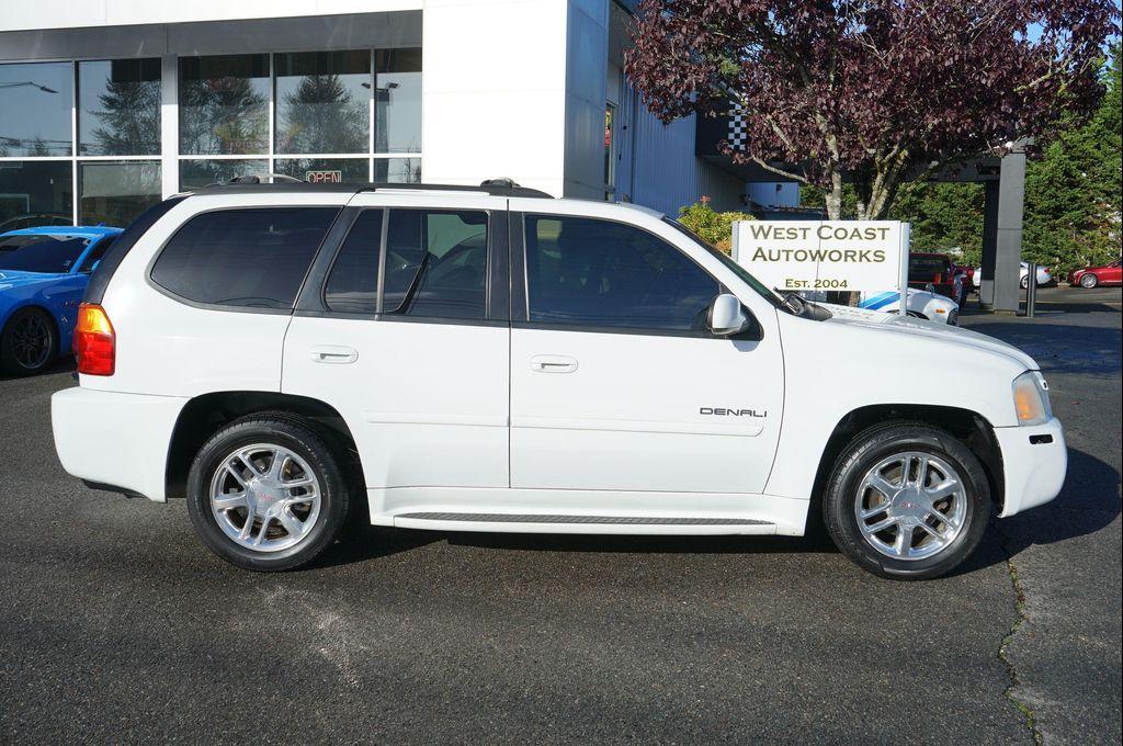 used 2006 GMC Envoy car, priced at $8,995