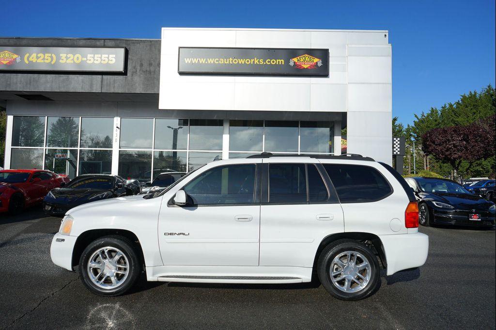 used 2006 GMC Envoy car, priced at $8,995