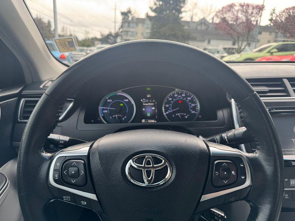 used 2015 Toyota Camry Hybrid car, priced at $14,995