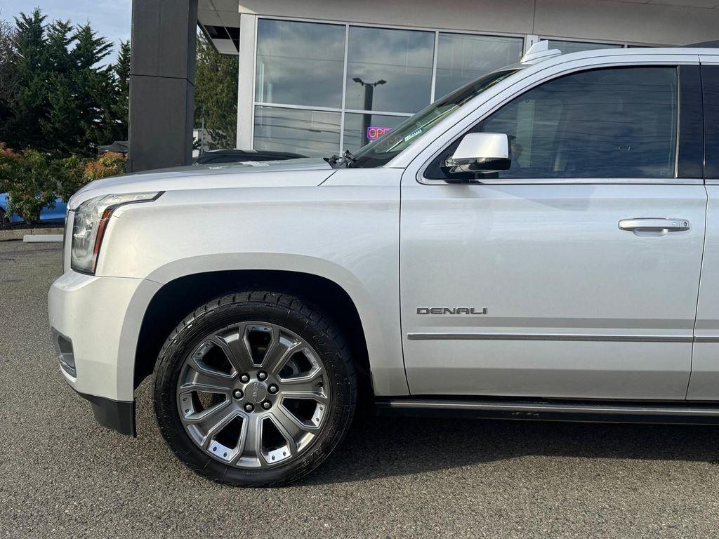 used 2016 GMC Yukon car, priced at $25,888