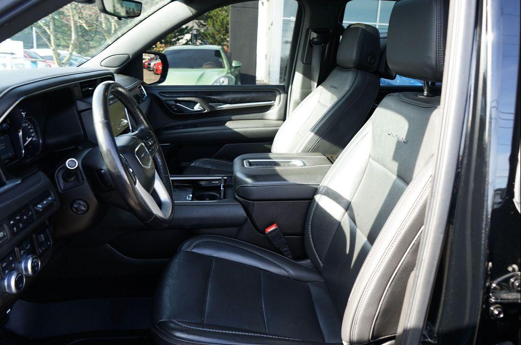 used 2021 GMC Yukon car, priced at $49,995