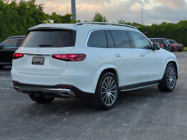 new 2026 Mercedes-Benz GLS 580 car, priced at $121,829