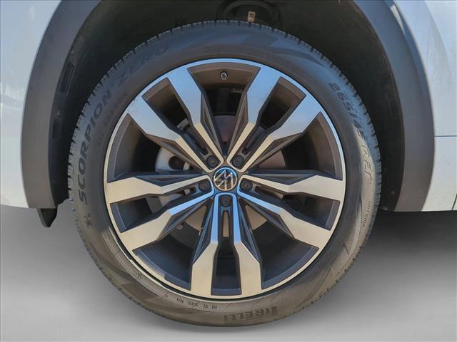 used 2021 Volkswagen Atlas Cross Sport car, priced at $25,002