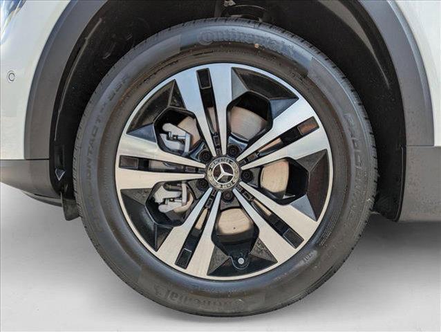 new 2025 Mercedes-Benz GLB 250 car, priced at $47,145