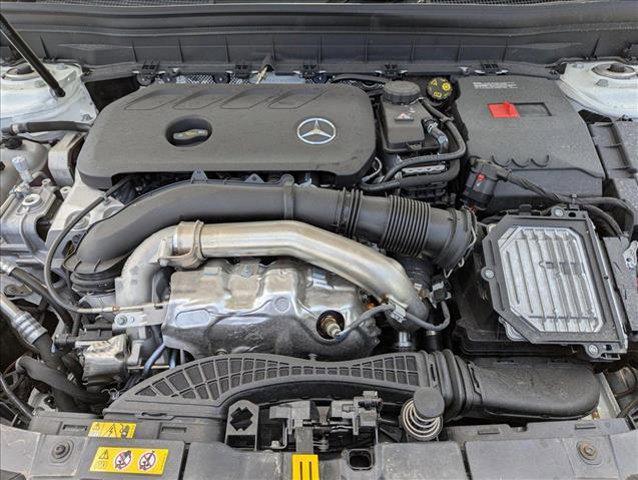 new 2025 Mercedes-Benz GLB 250 car, priced at $47,145