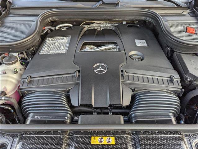 new 2025 Mercedes-Benz GLS 580 car, priced at $116,905