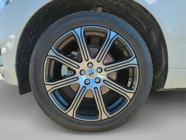 used 2021 Volvo XC60 car, priced at $27,917