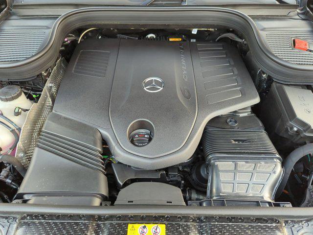 new 2026 Mercedes-Benz GLS 450 car, priced at $106,964