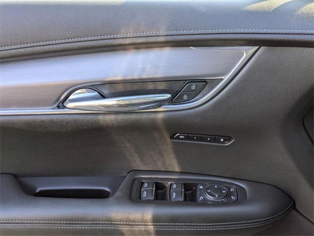 used 2023 Cadillac XT6 car, priced at $40,987