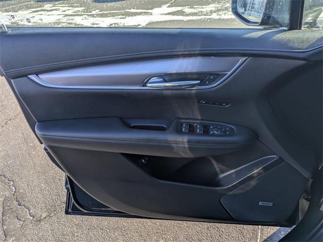 used 2023 Cadillac XT6 car, priced at $40,987