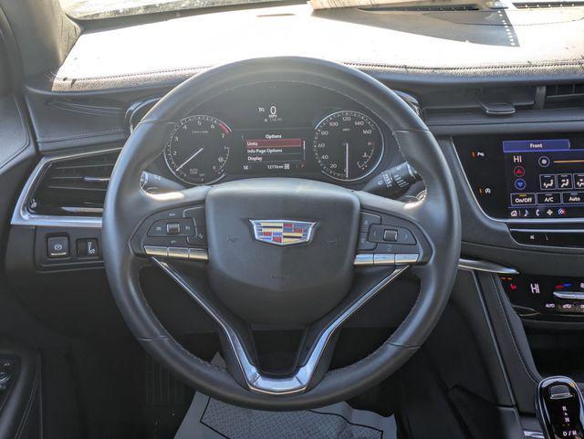 used 2023 Cadillac XT6 car, priced at $39,886