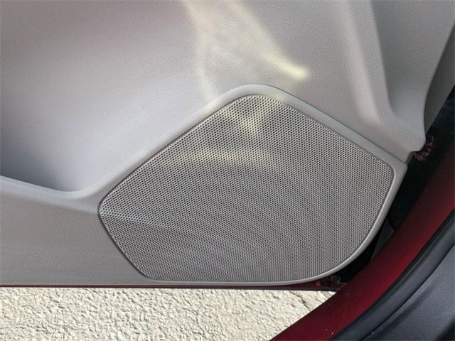 used 2023 Cadillac XT4 car, priced at $28,987