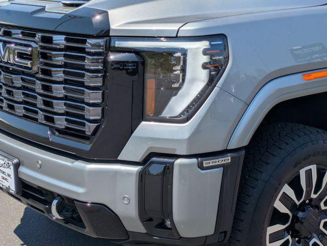 used 2025 GMC Sierra 3500 car, priced at $87,686