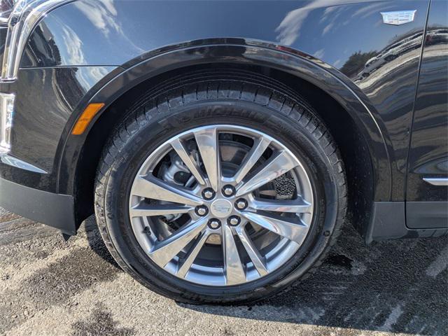 used 2025 Cadillac XT5 car, priced at $42,687
