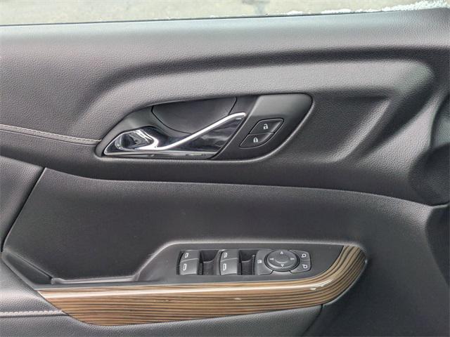 used 2023 GMC Acadia car, priced at $27,987